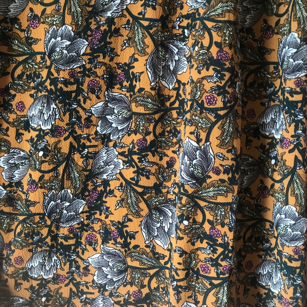 Boutique Dress - Picture 4 of 6